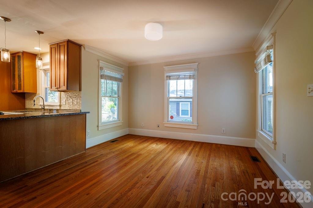 Wesley Heights - Residential Lease