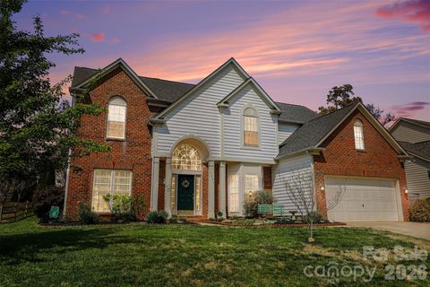 Photo of 7924 Fairmeadows Drive, Charlotte, NC 28269 (MLS # 4305161)