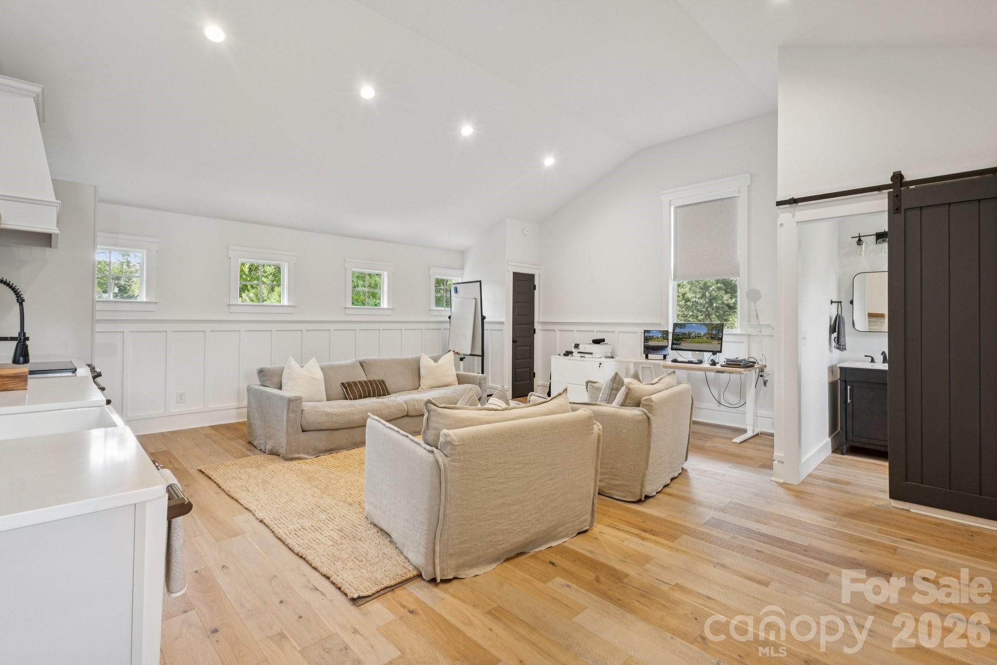 Elizabeth - Residential