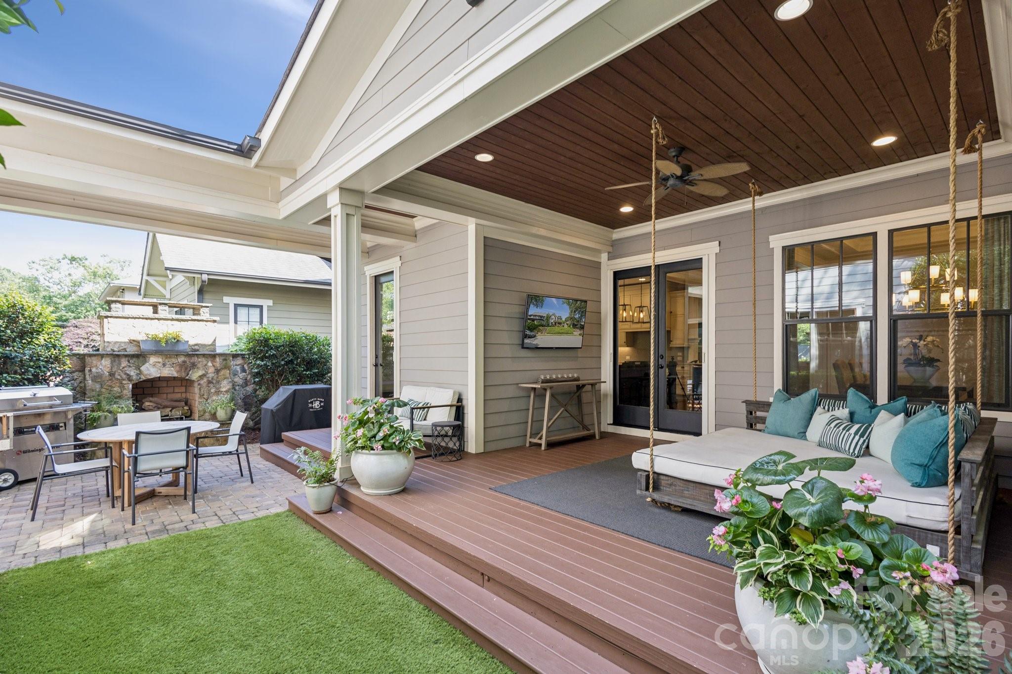 Elizabeth - Residential