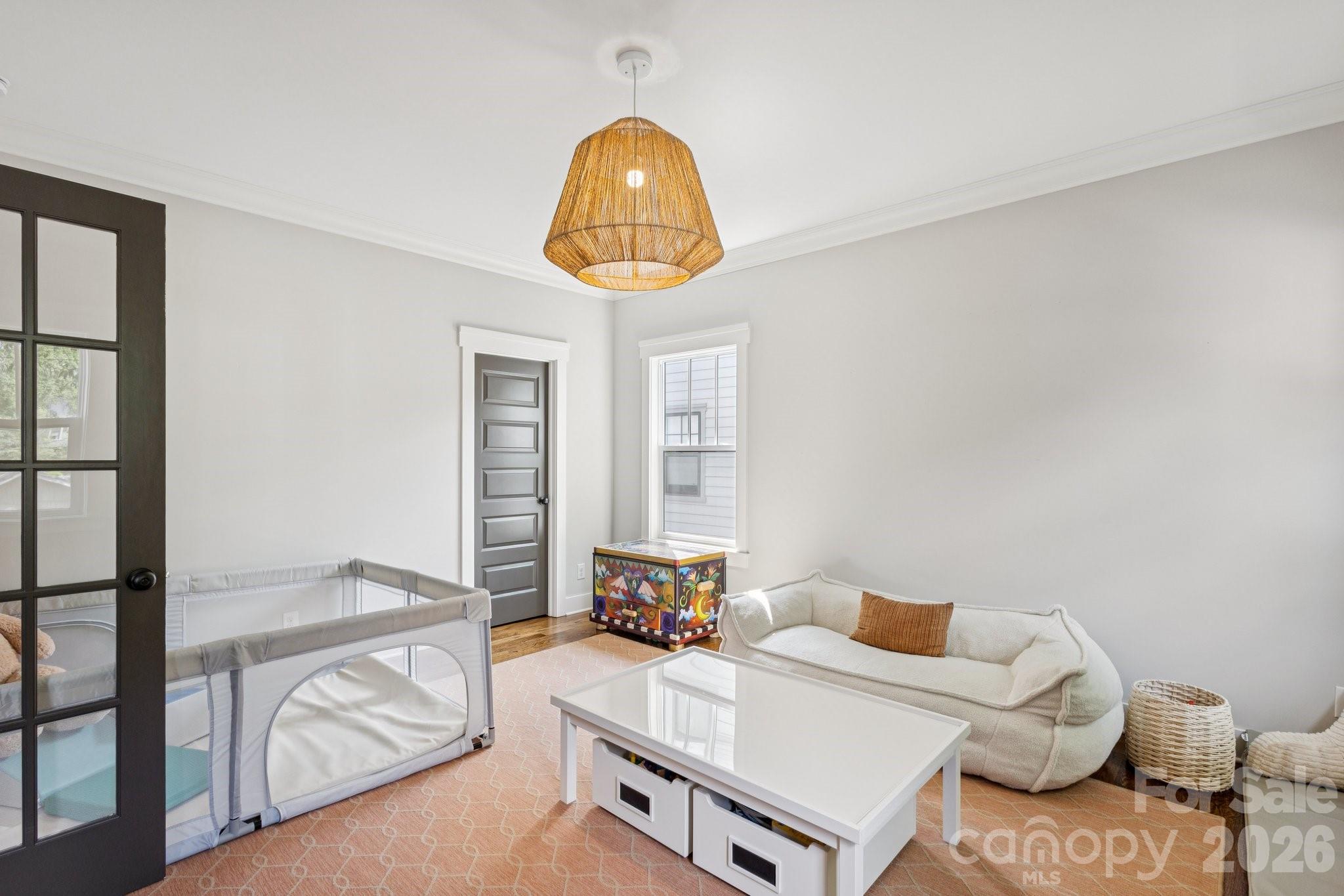 Elizabeth - Residential