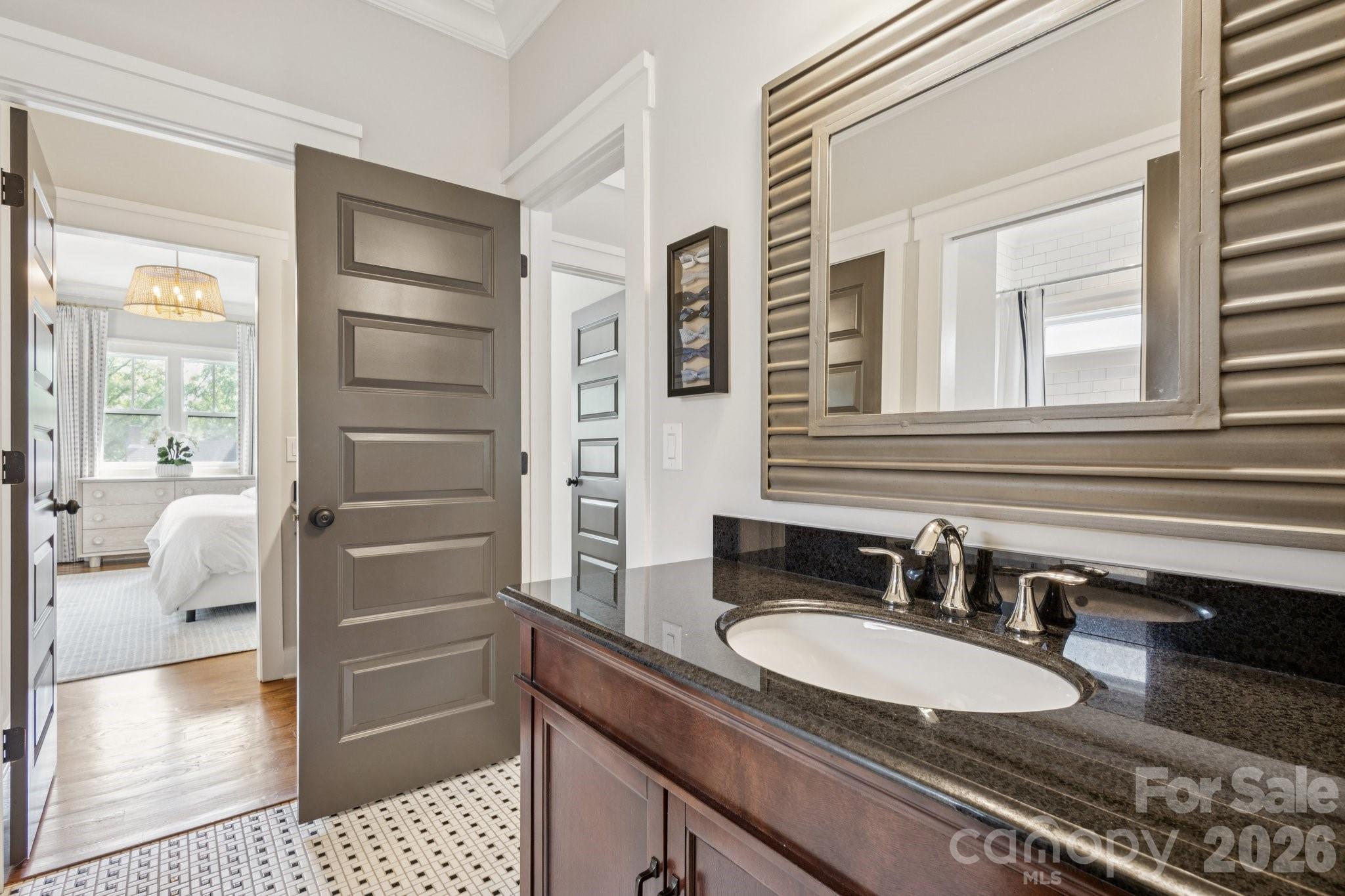 Elizabeth - Residential