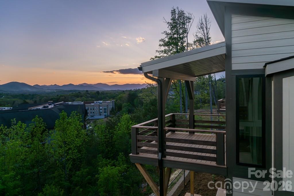 604 Storybook Villas Trail