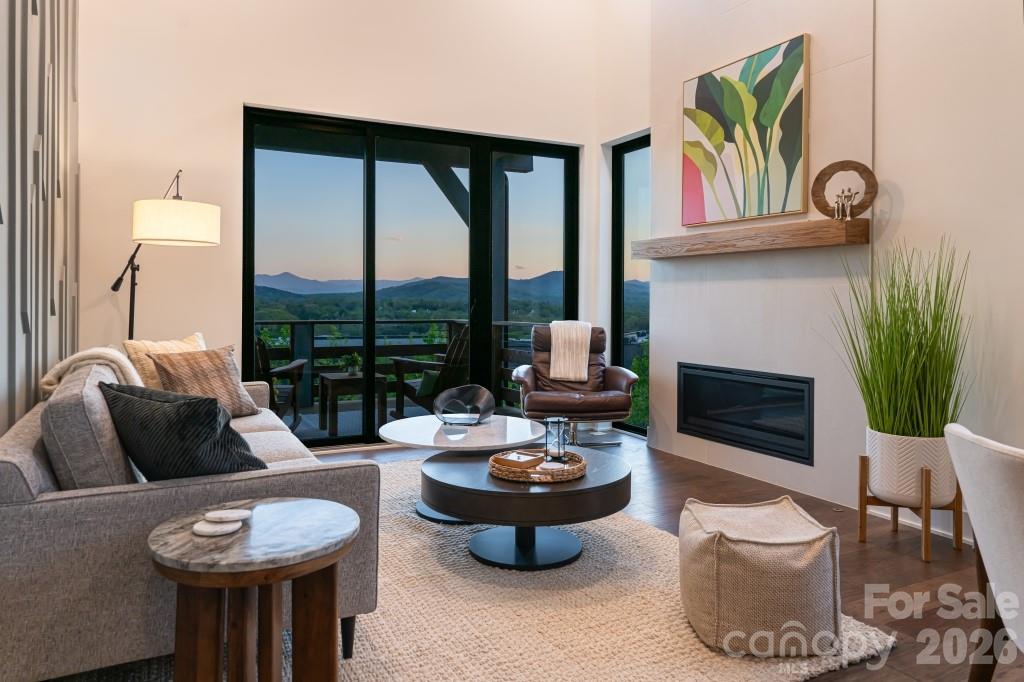 604 Storybook Villas Trail