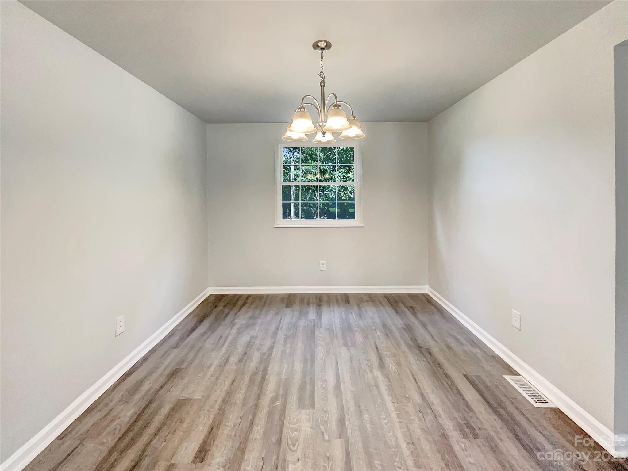 Twelve Oaks - Residential