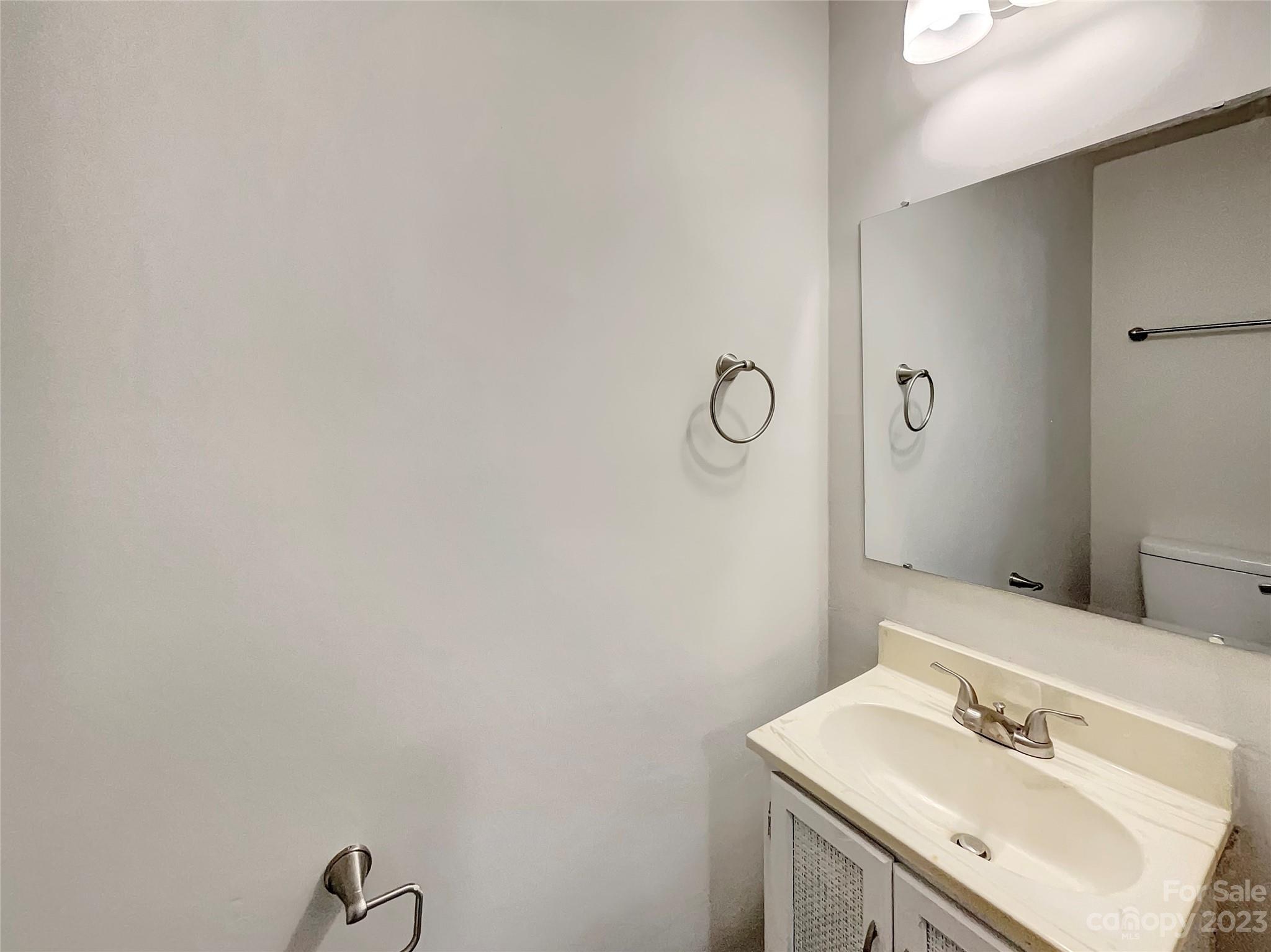 Twelve Oaks - Residential