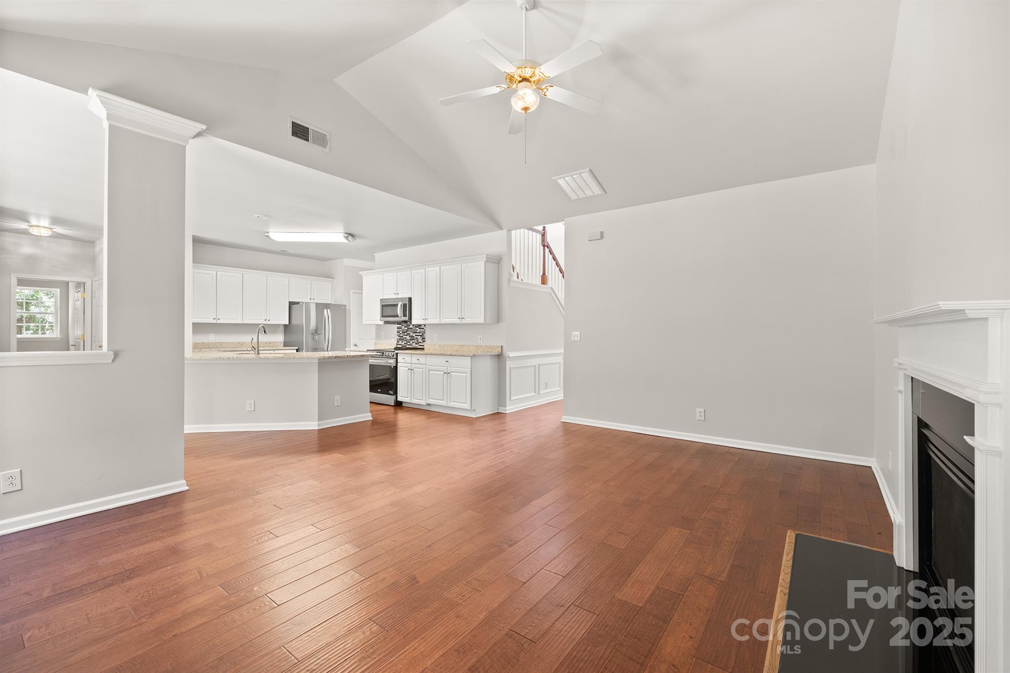 Gates at Waterside - Residential