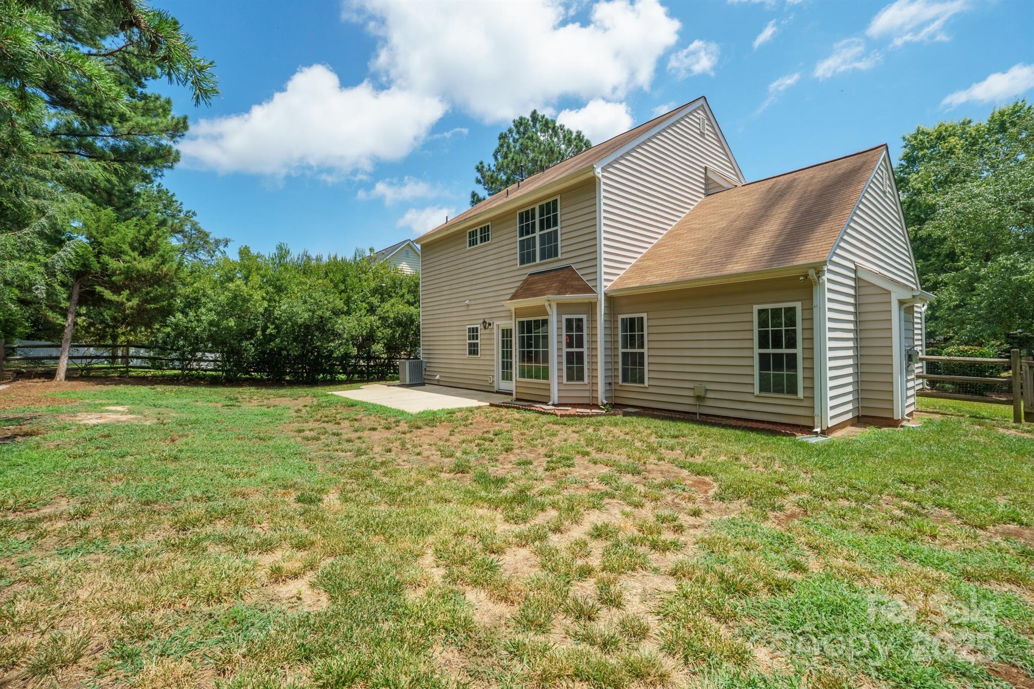 Gates at Waterside - Residential