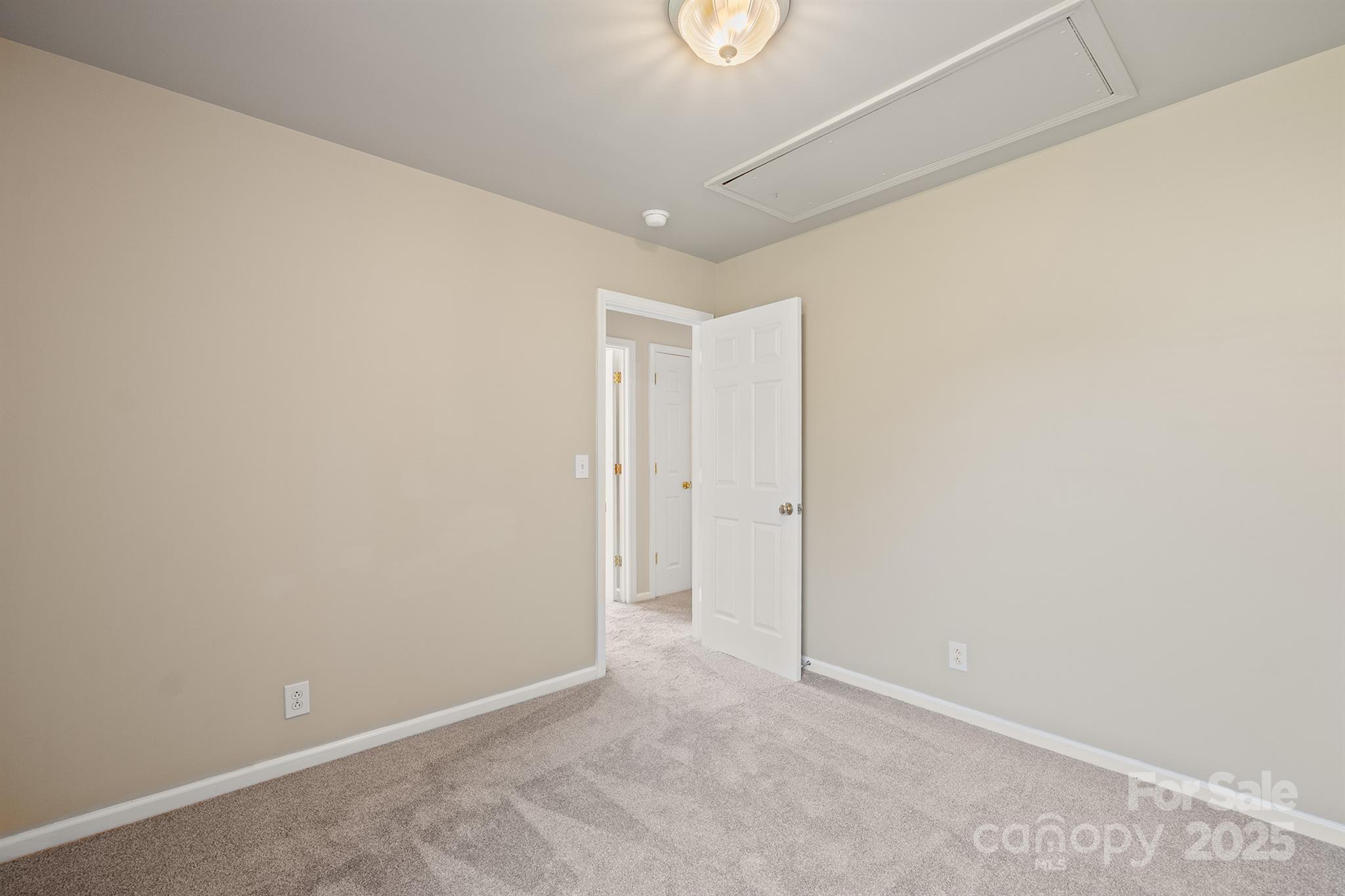 Gates at Waterside - Residential