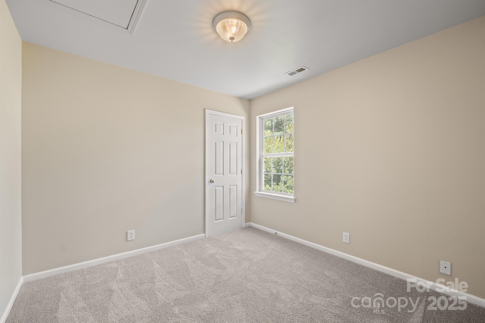 Gates at Waterside - Residential