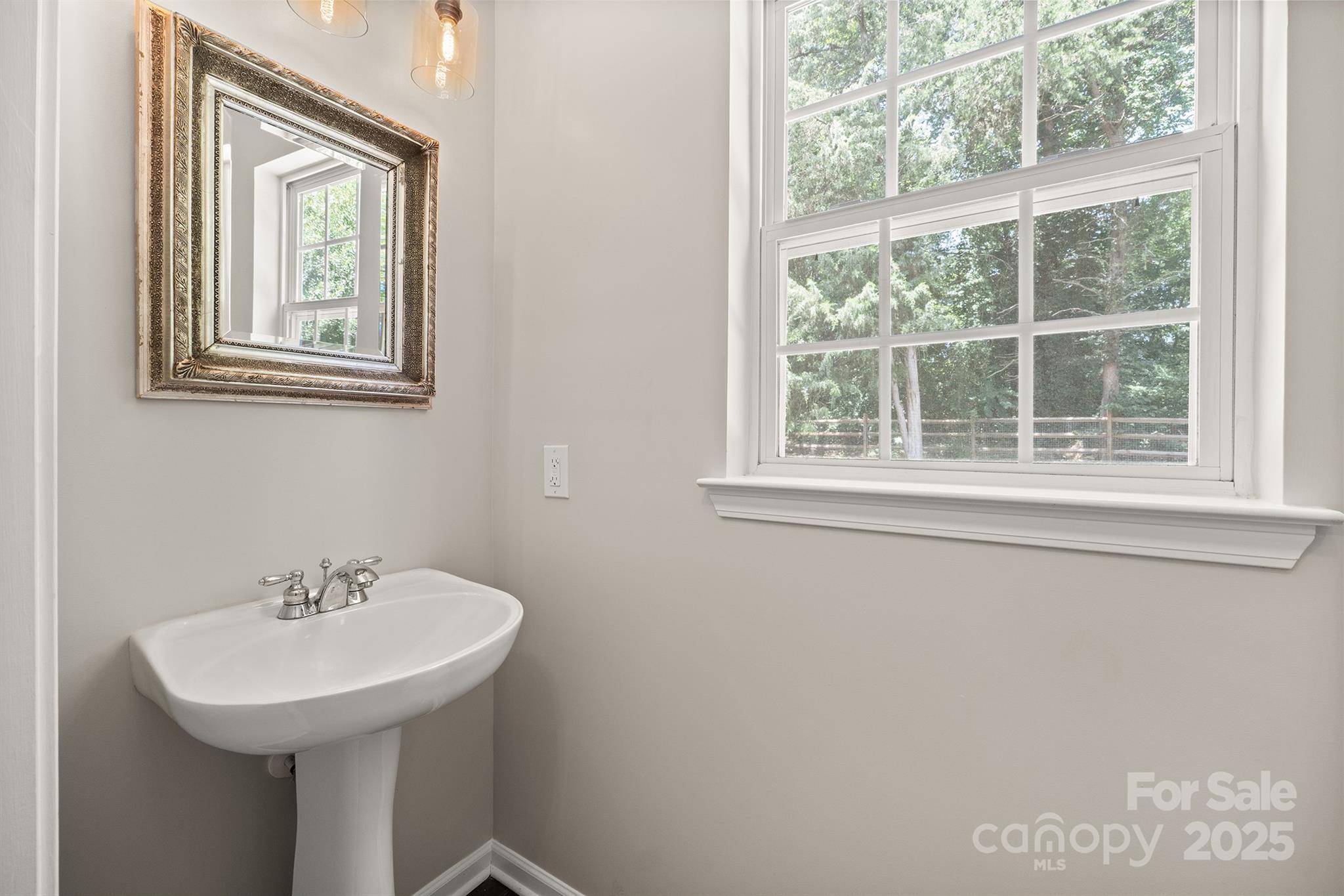 Gates at Waterside - Residential