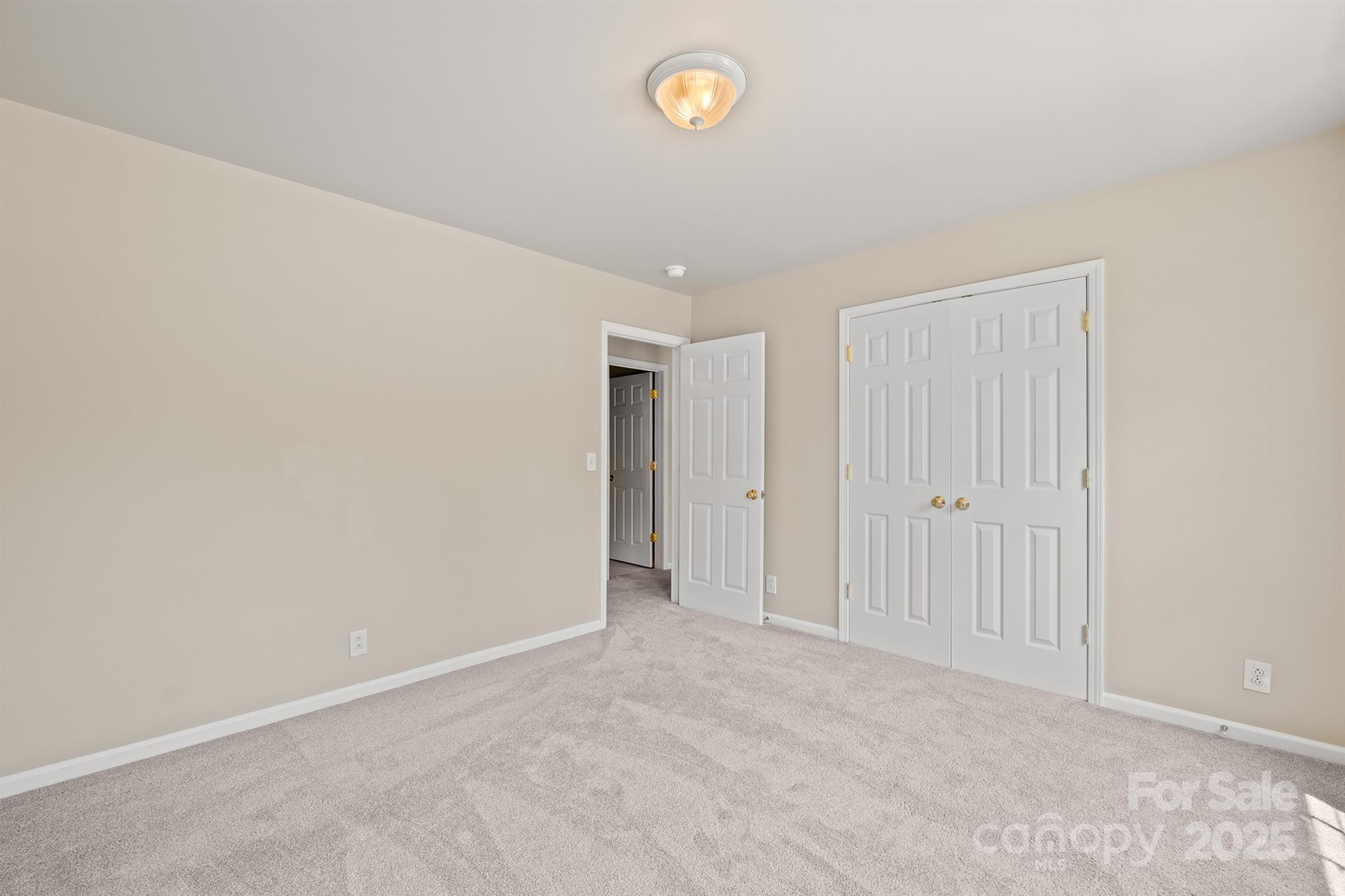 Gates at Waterside - Residential