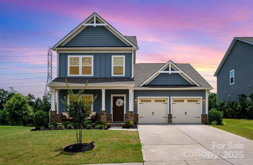 $30,000 PRICE REDUCTION BACK ON THE MARKET
Stunning 4 Bedroom Home 5 minutes from Lake Wylie
Welcome to this beautifully maintained 4-bedroom, 2.5-bath gem featuring a spacious bonus/game room perfect for entertaining or relaxing. Enjoy cooking in the gourmet kitchen with stainless steel appliances, double oven, quartz countertops, and abundant natural light throughout. This home offers energy efficiency with solar panels and a backup generator, ensuring comfort and peace of mind. Located just steps from scenic lake access, this home blends modern luxury with outdoor living. Don’t miss out on this incredible opportunity! Community Amenities Galore including Boat Dock access, Pool, Clubhouse and much more. All this located in the Desirable Clover School District.