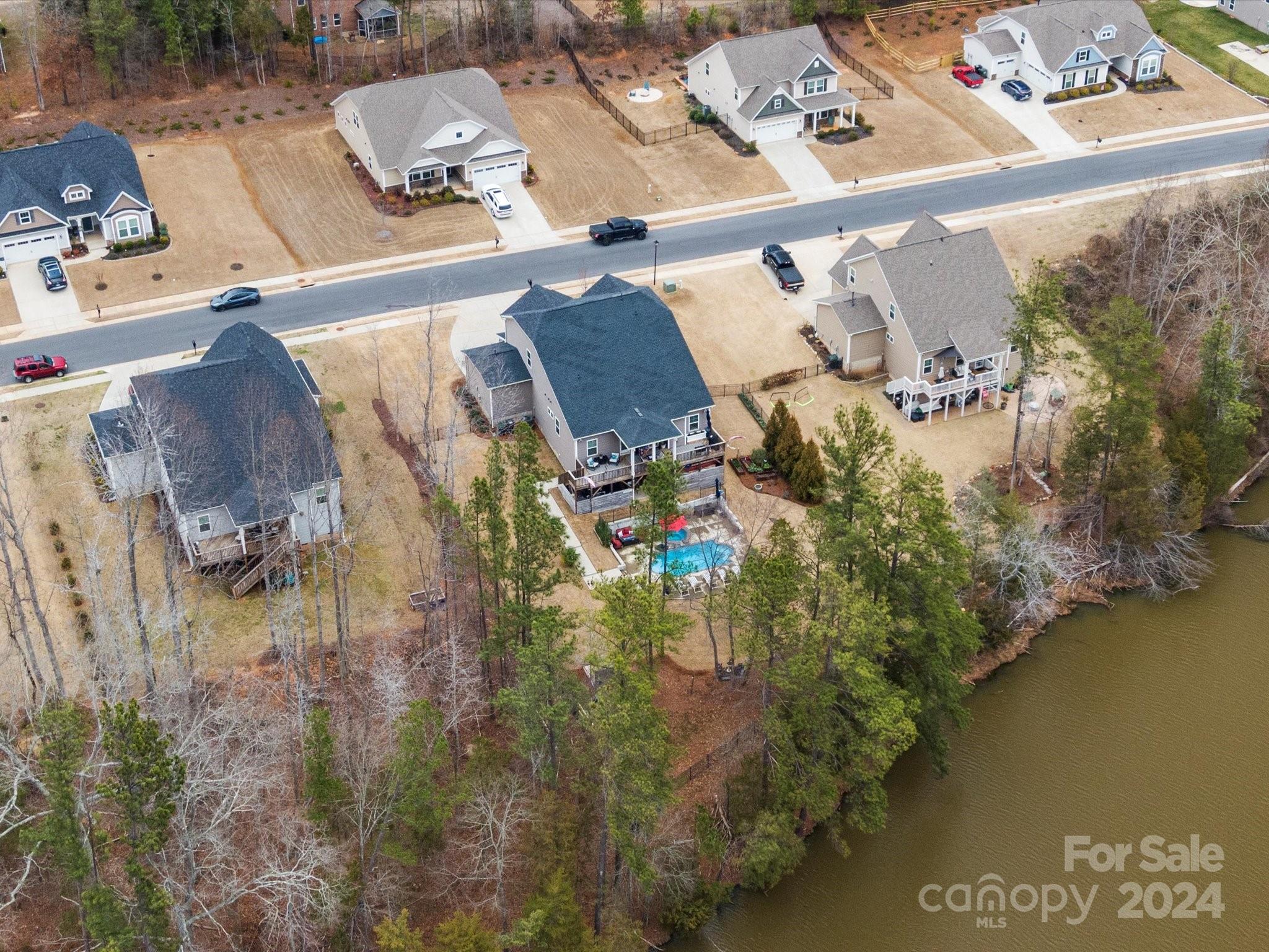 Stoneridge Lakes - Residential