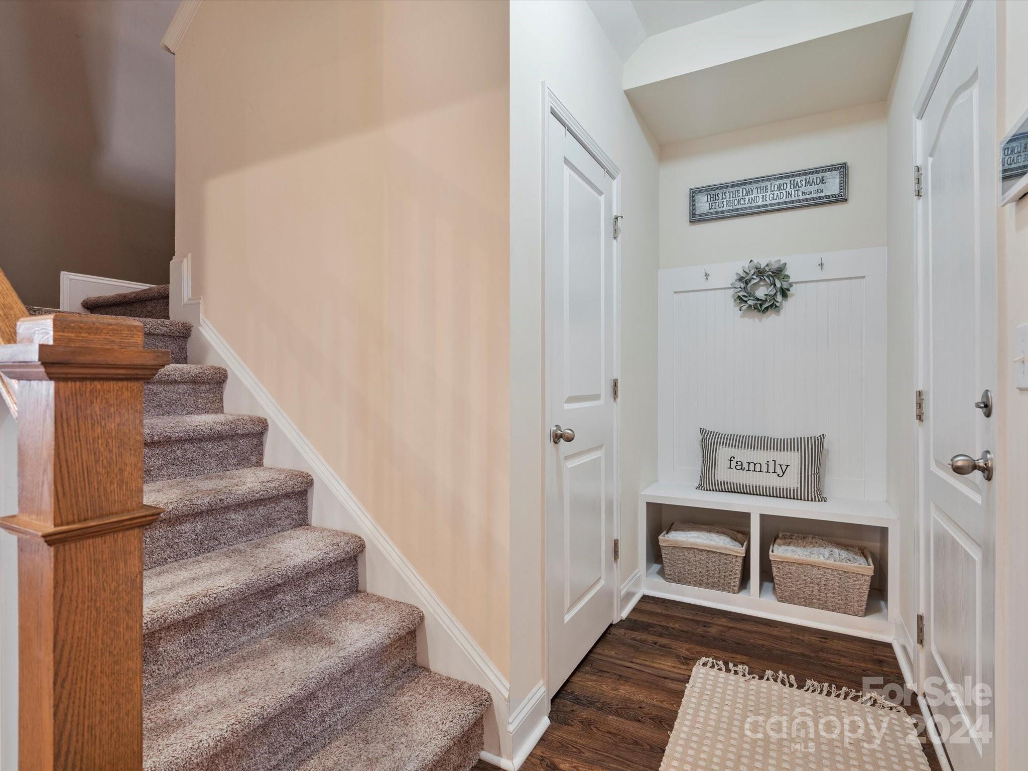 Stoneridge Lakes - Residential