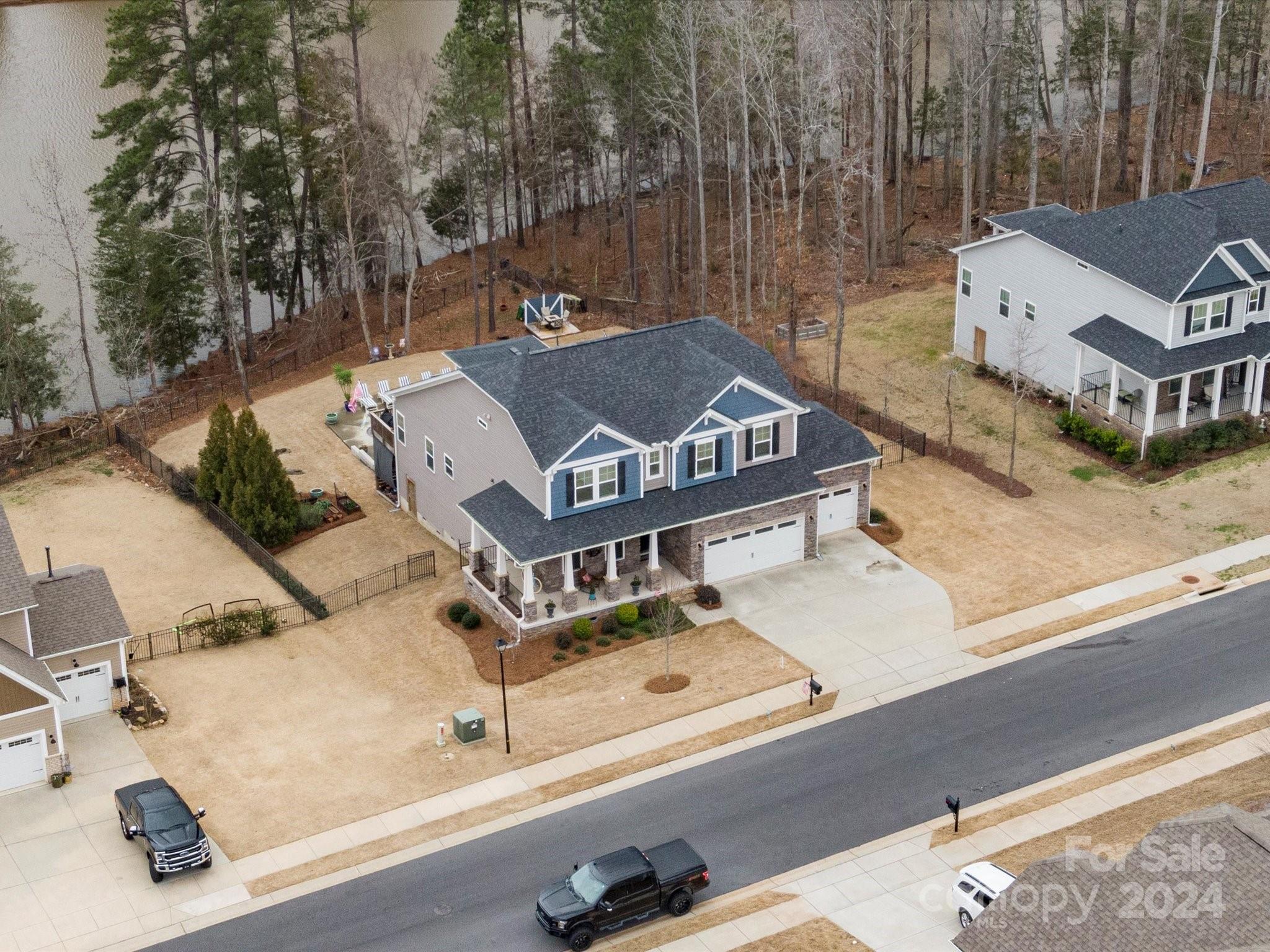 Stoneridge Lakes - Residential