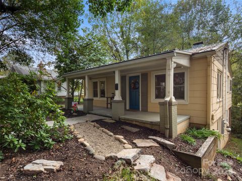 Photo of 149 Short Street, Waynesville, NC 28786 (MLS # 4309903)