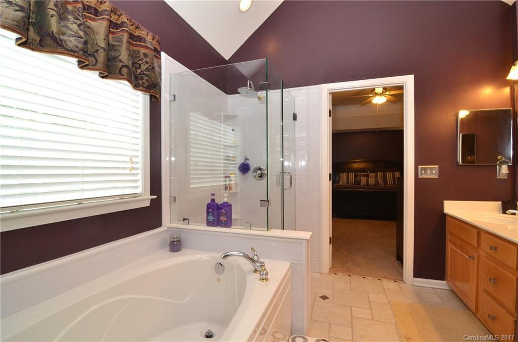 Autumn Cove At Lake Wylie - Residential