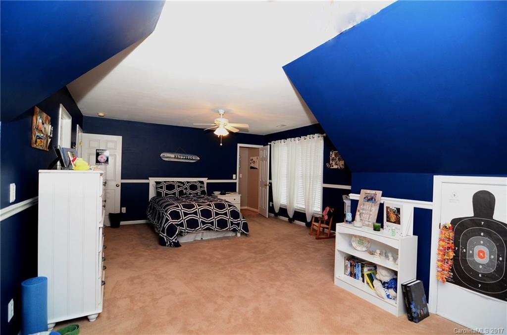 Autumn Cove At Lake Wylie - Residential