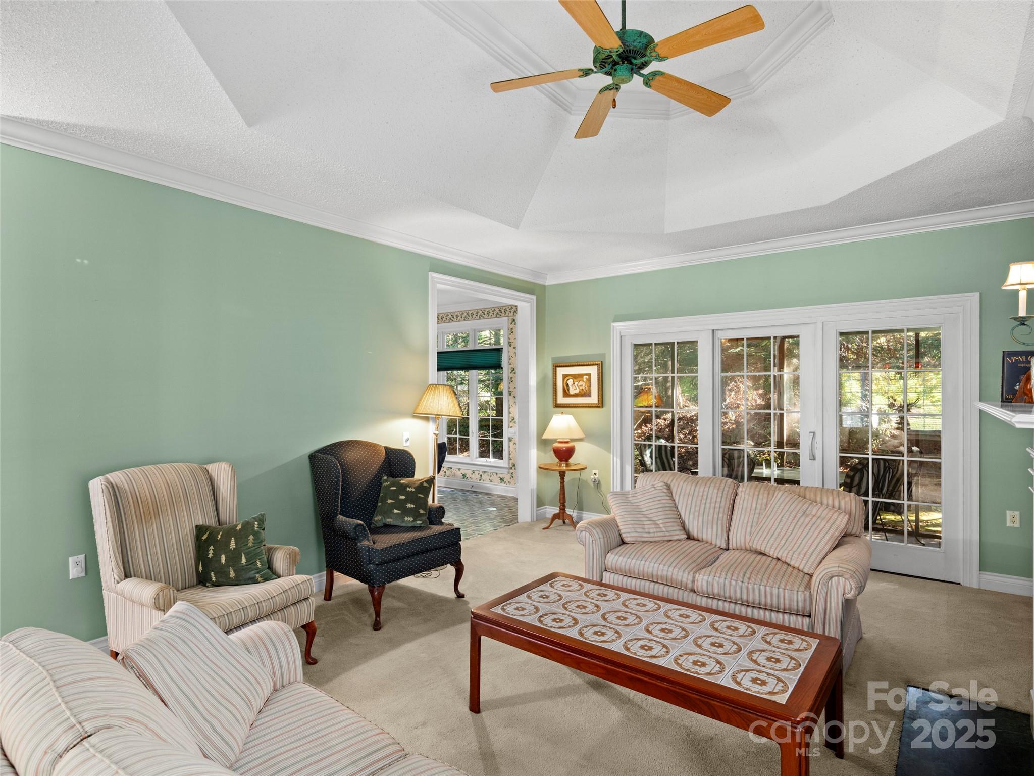 40 Tiverton Lane