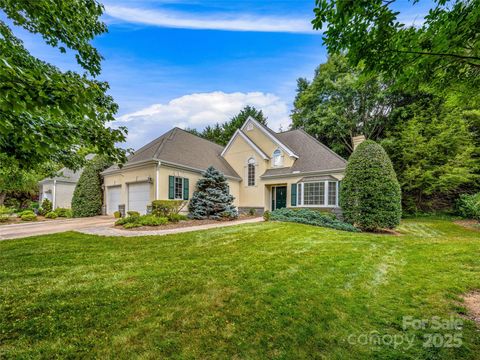 40 Tiverton Lane Asheville NC 28803