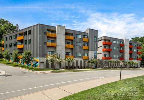 68 Craven Street 401 Asheville NC 28806