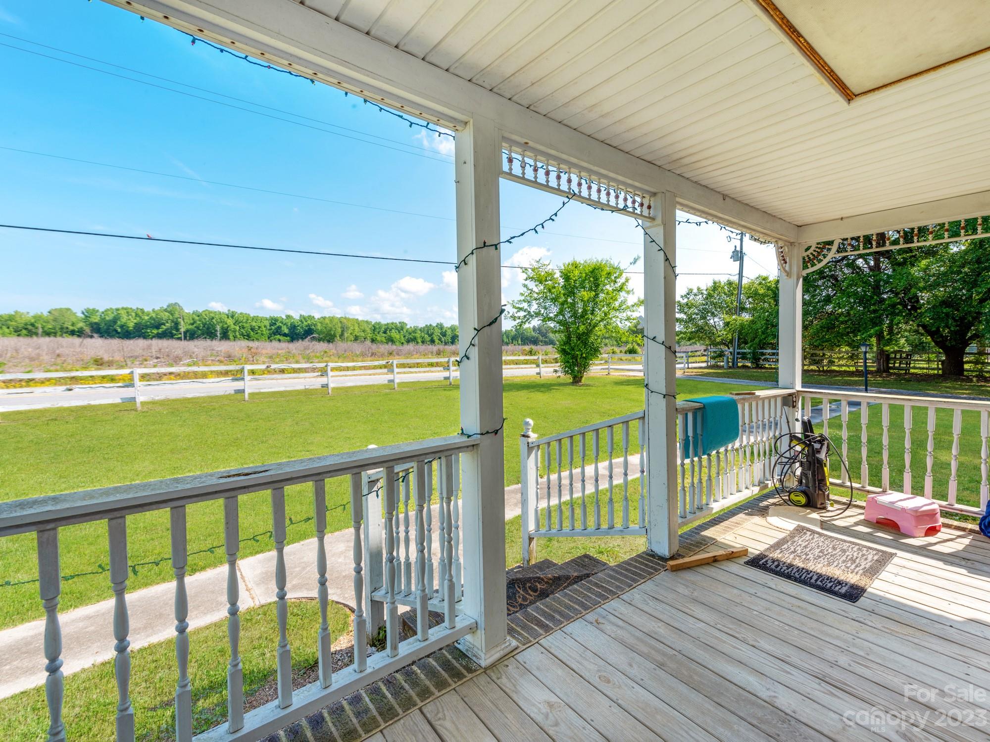 Country Living - Residential