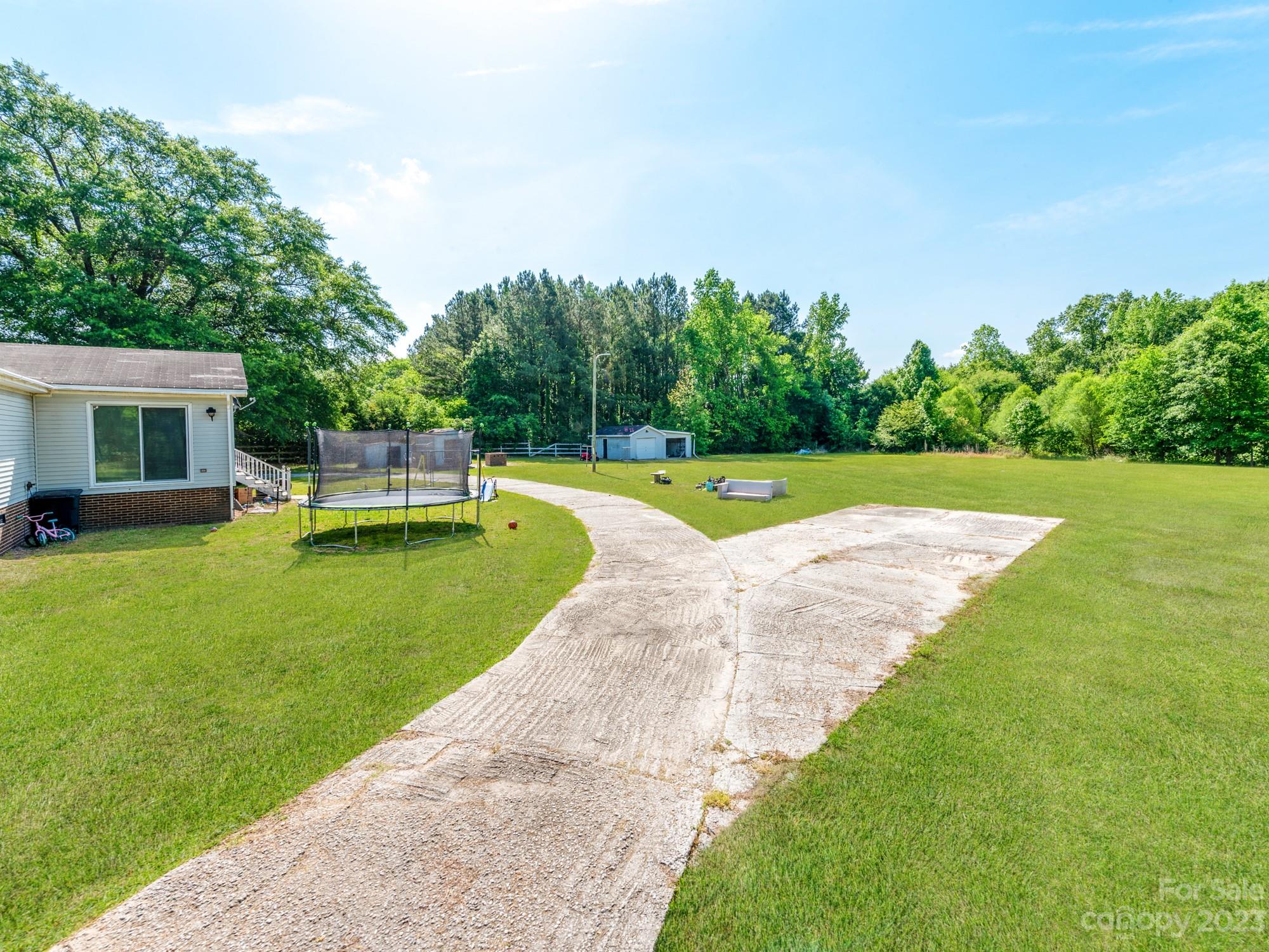 Country Living - Residential