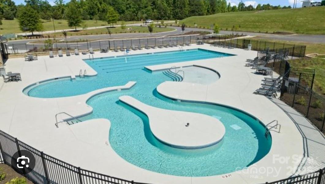 Riverwalk - Residential