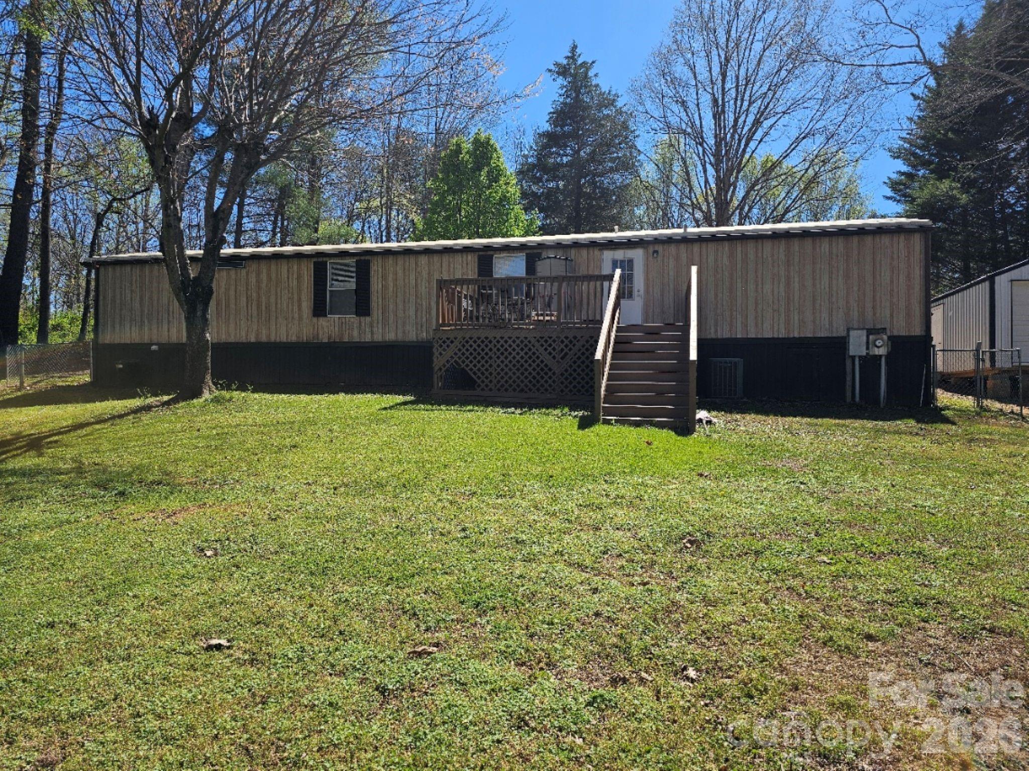 3586 Bridle Path Drive 12