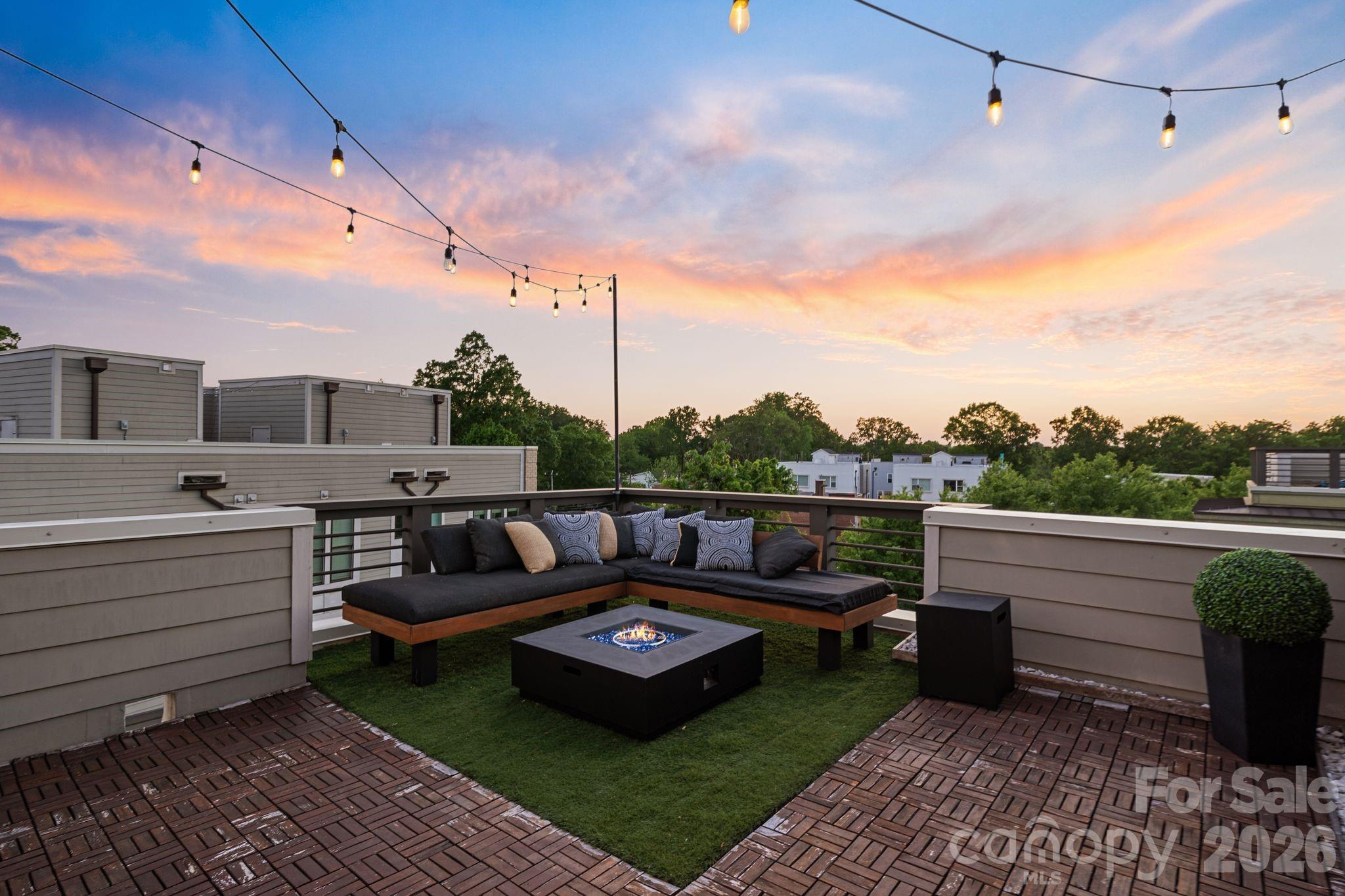 Uptown West Terraces - Residential