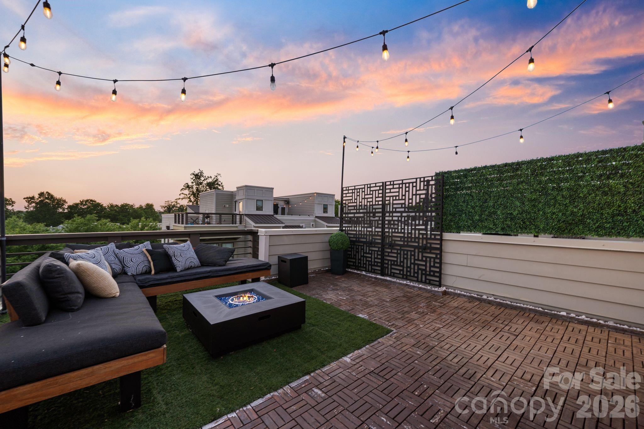 Uptown West Terraces - Residential