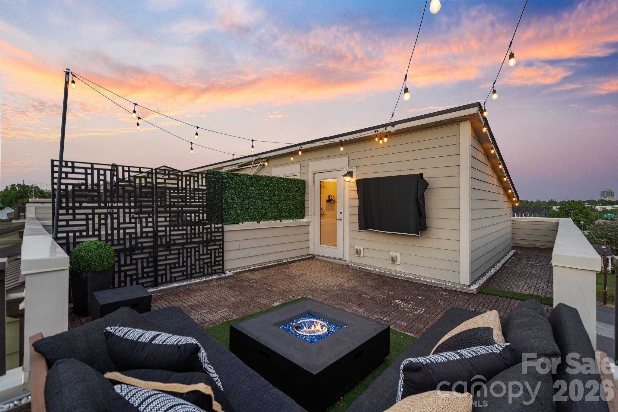 Uptown West Terraces - Residential