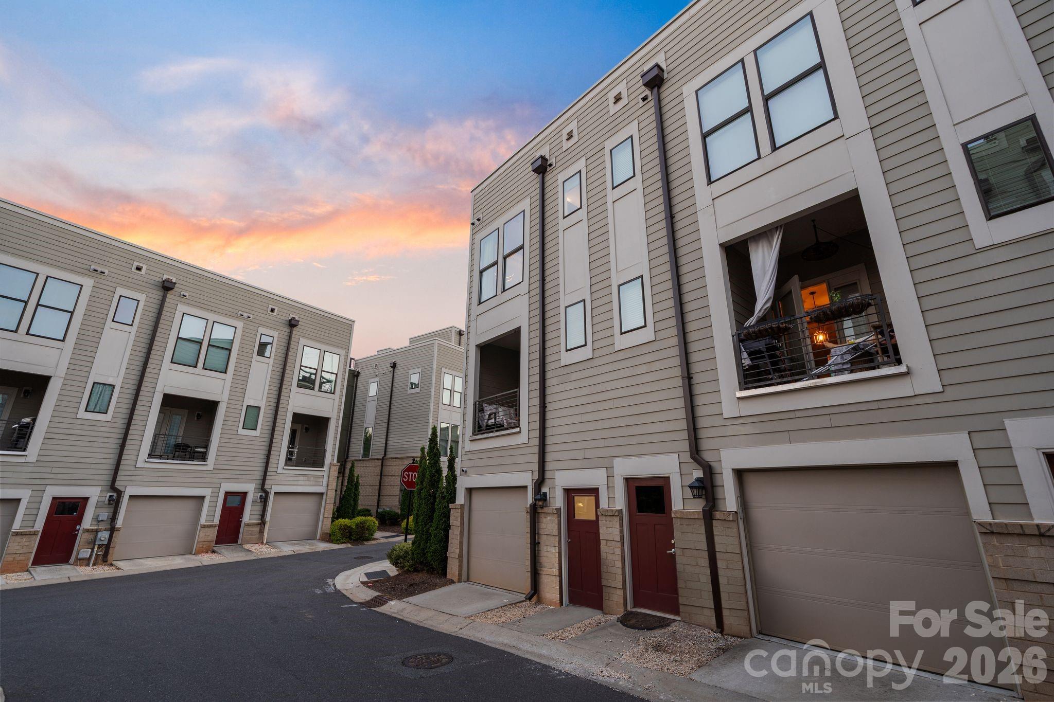 Uptown West Terraces - Residential