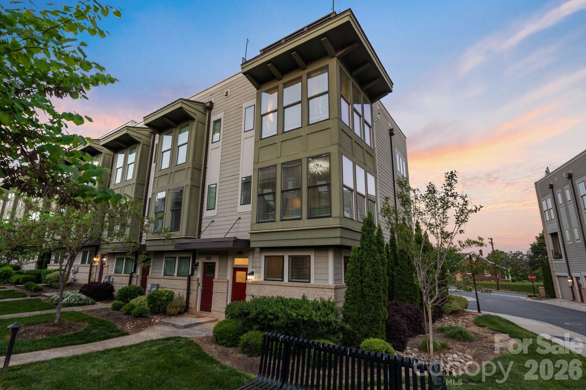 1605 Cannon View Lane