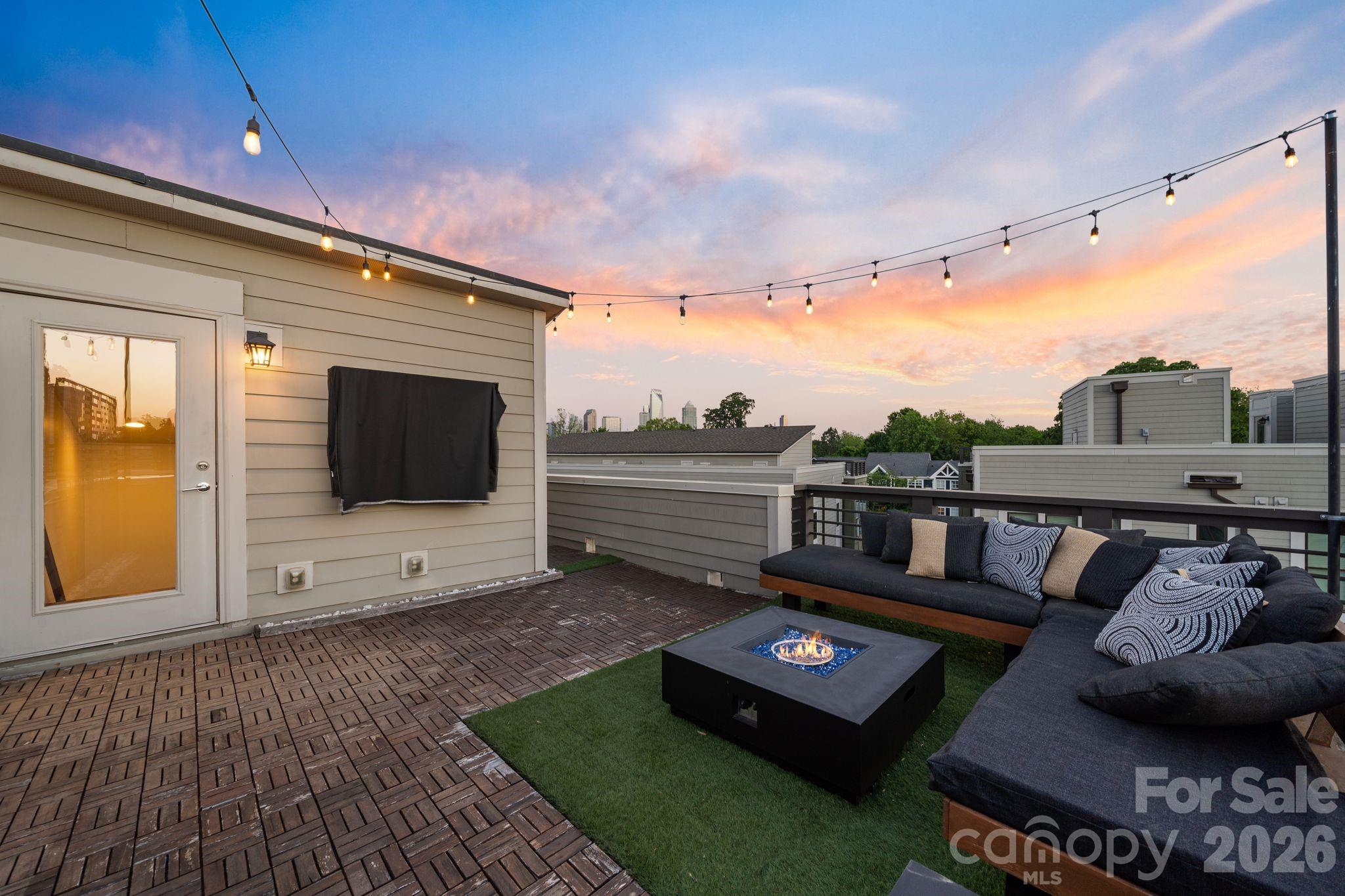 Uptown West Terraces - Residential