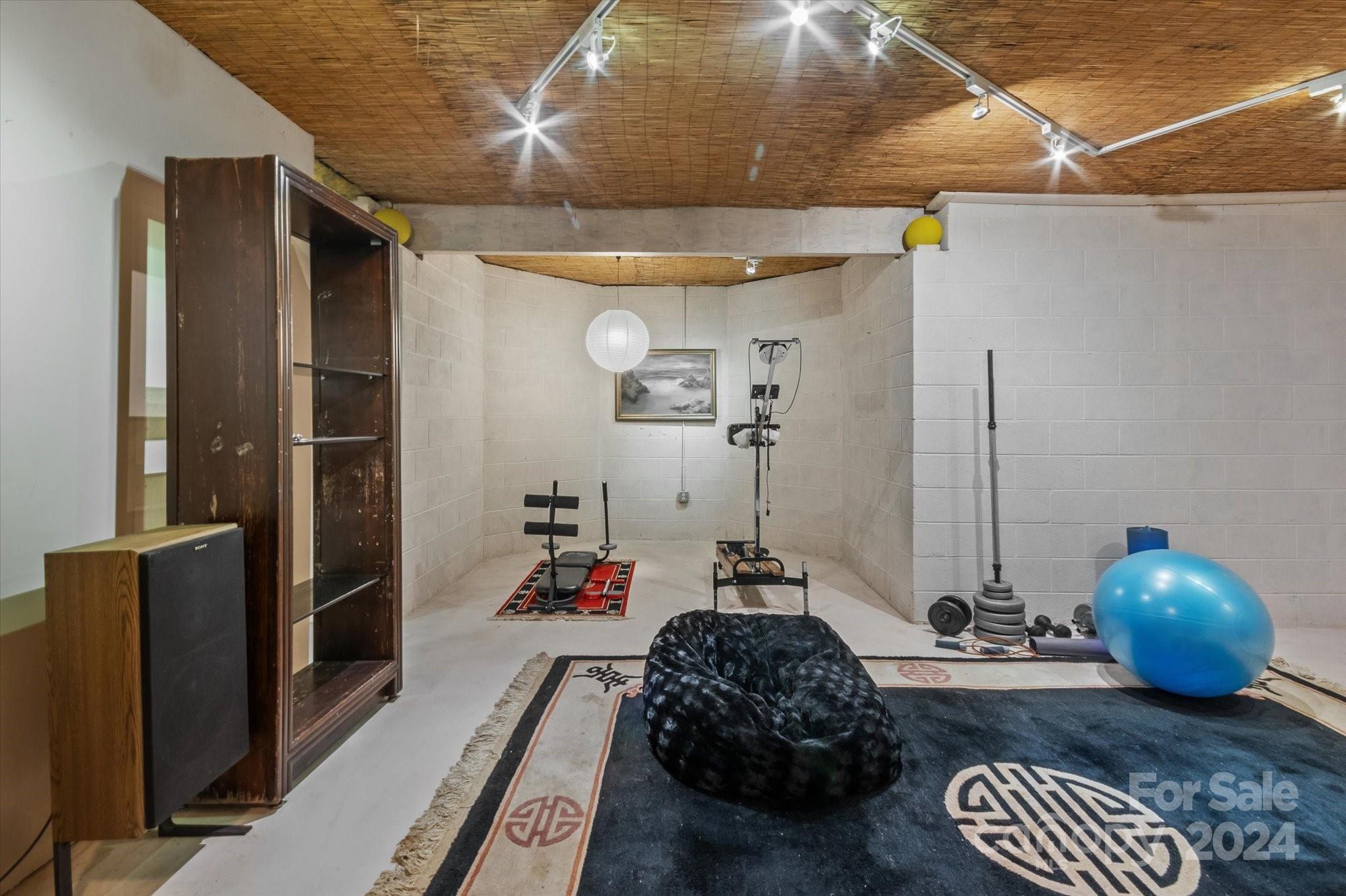 Montford - Residential