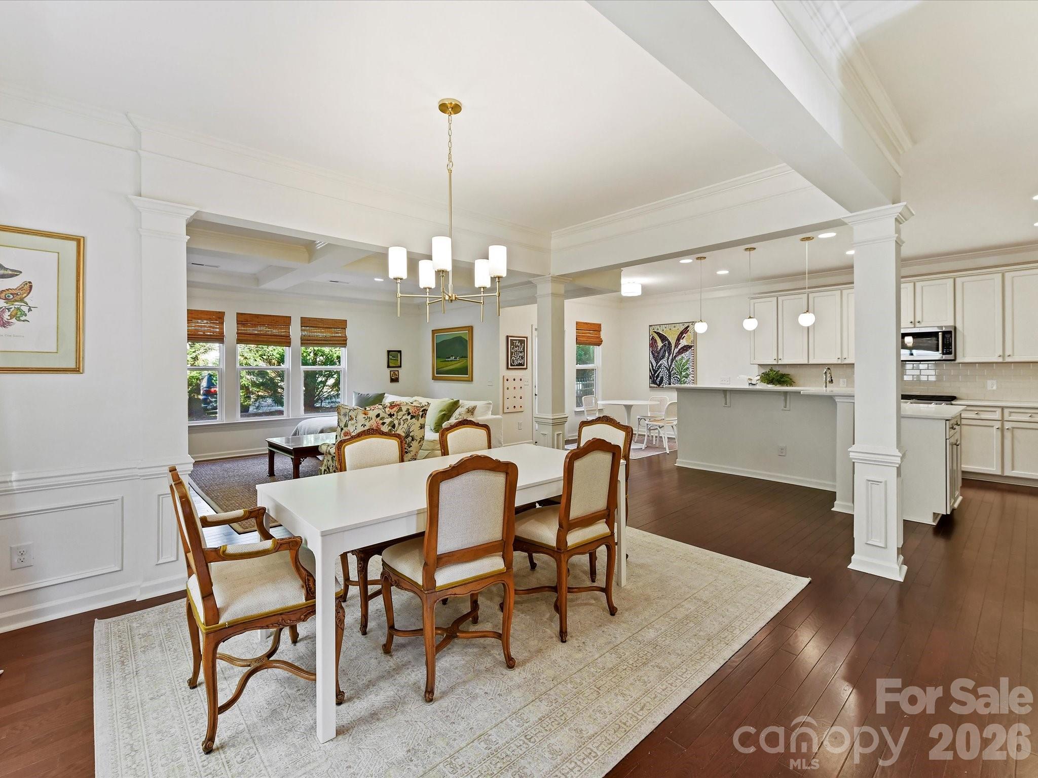 6024 Union Pacific Avenue