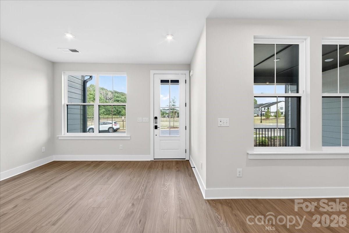 95 Seven Oaks Landing