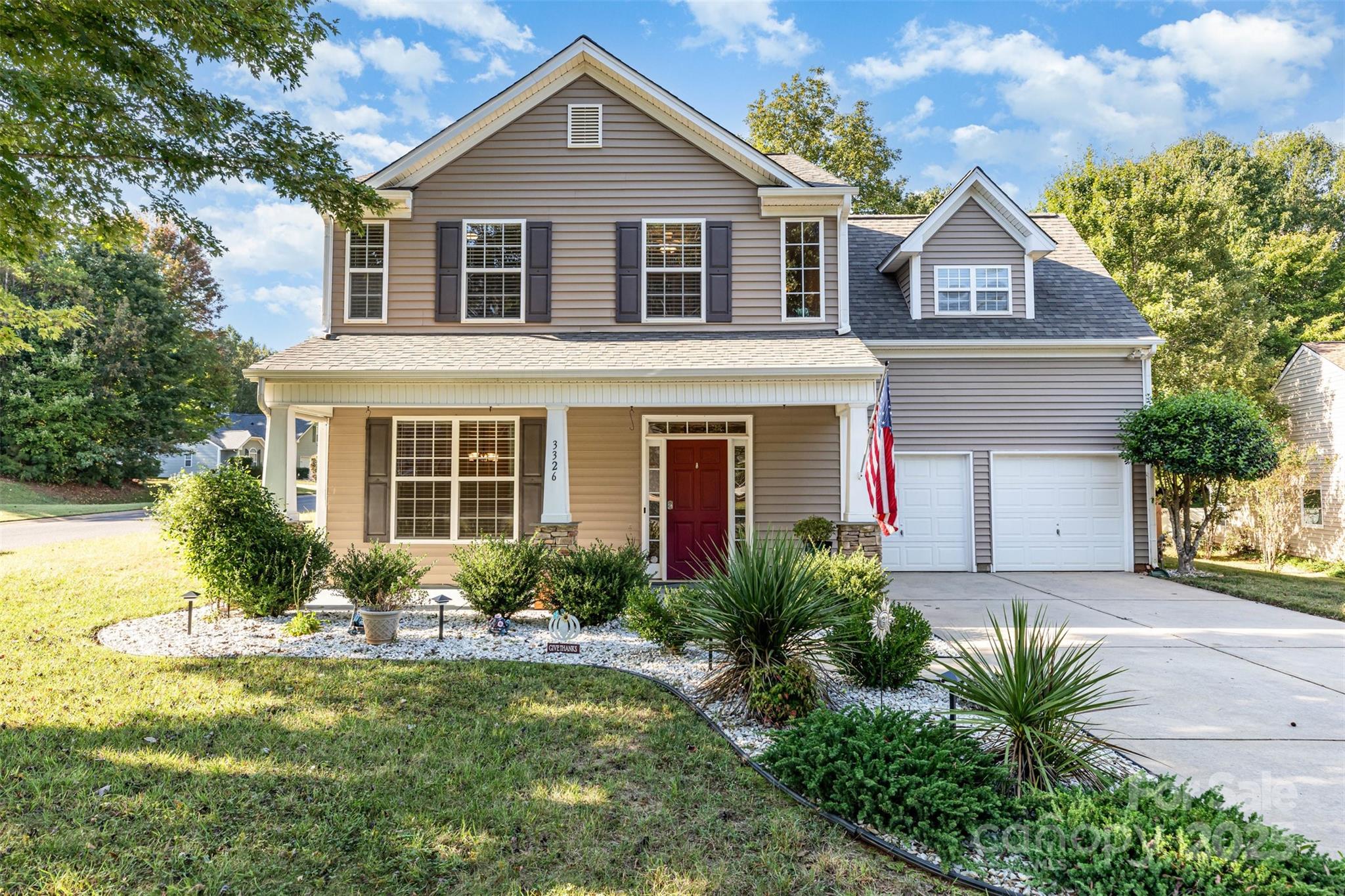 Fort Mill, South Carolina 29707, United States, 4 Bedrooms Bedrooms, ,3 BathroomsBathrooms,Residential,Active,222147