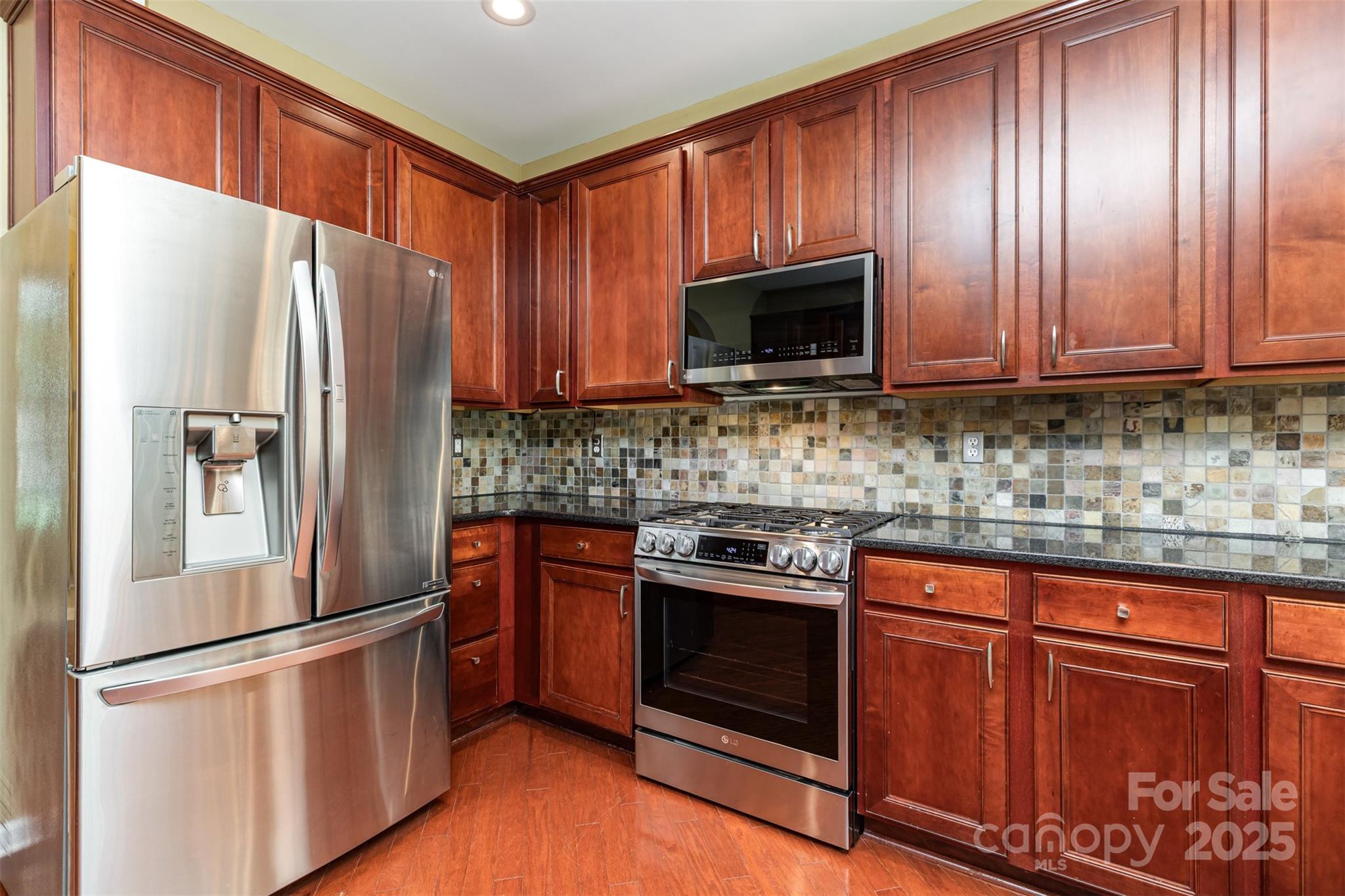 Fort Mill, South Carolina 29707, United States, 4 Bedrooms Bedrooms, ,3 BathroomsBathrooms,Residential,Active,222147