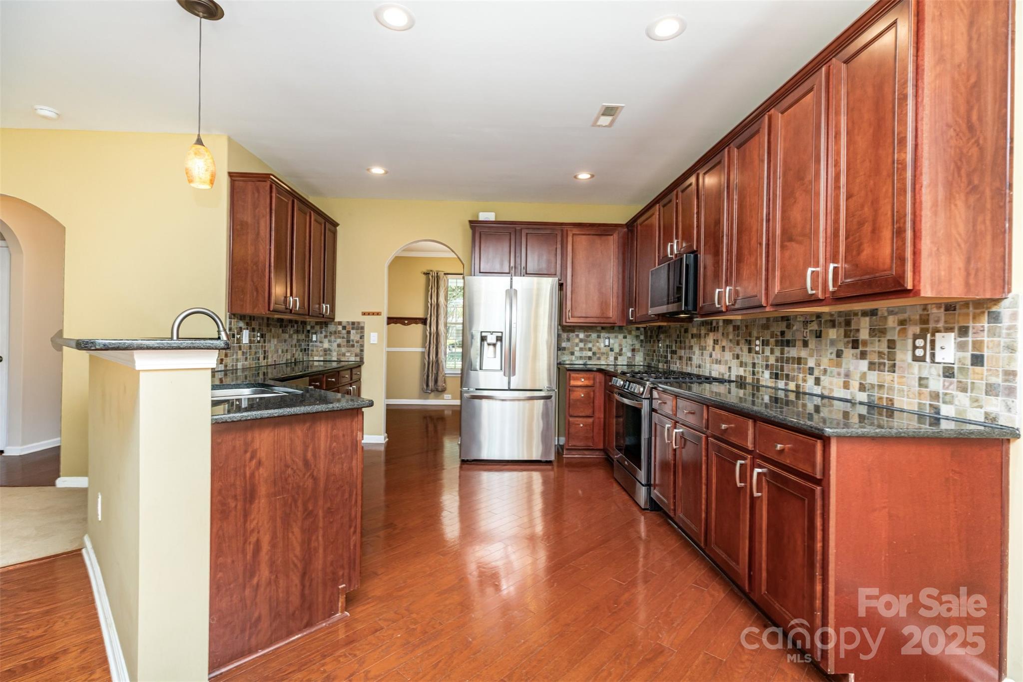 Fort Mill, South Carolina 29707, United States, 4 Bedrooms Bedrooms, ,3 BathroomsBathrooms,Residential,Active,222147