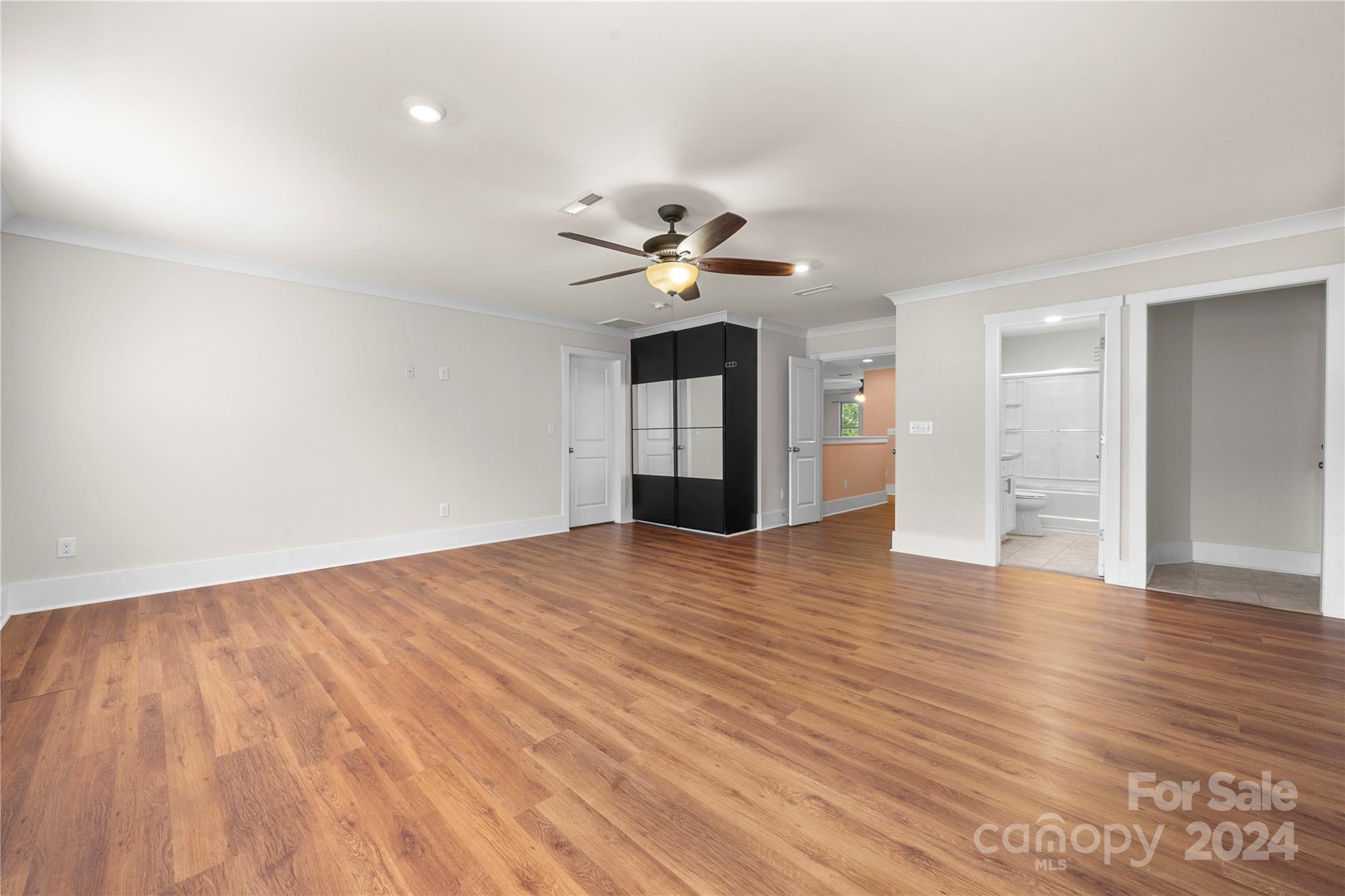 Edgewater - Residential