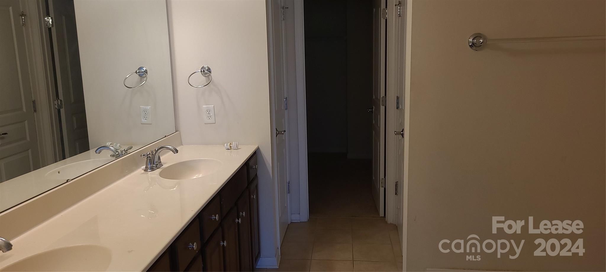 The Enclave at Ardrey kell - Residential Lease