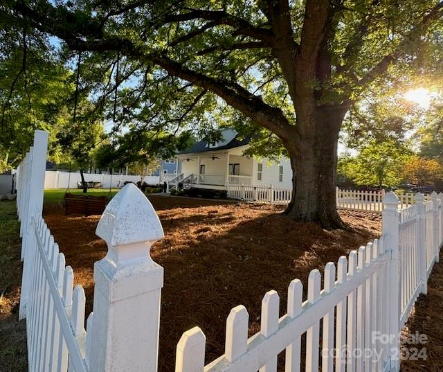 Rose Wood - Residential