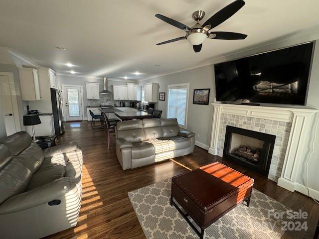 Rose Wood - Residential