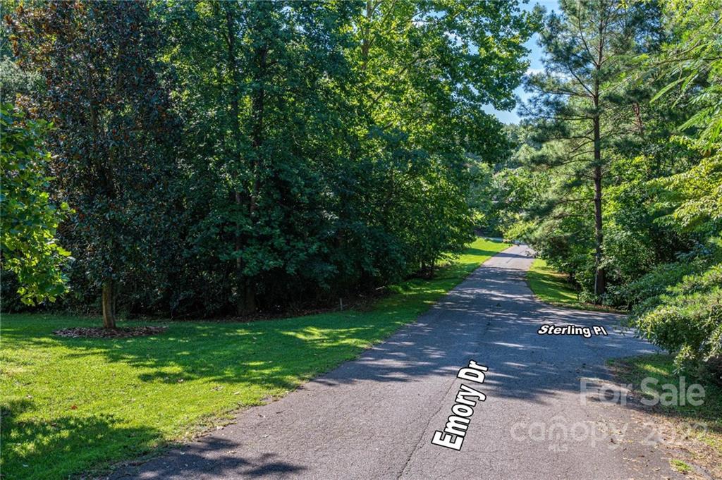 Northlake Estates - Land
