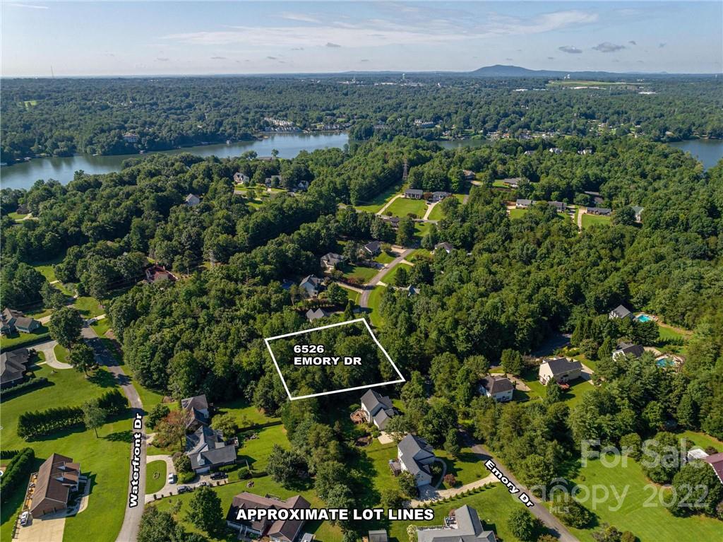 Northlake Estates - Land