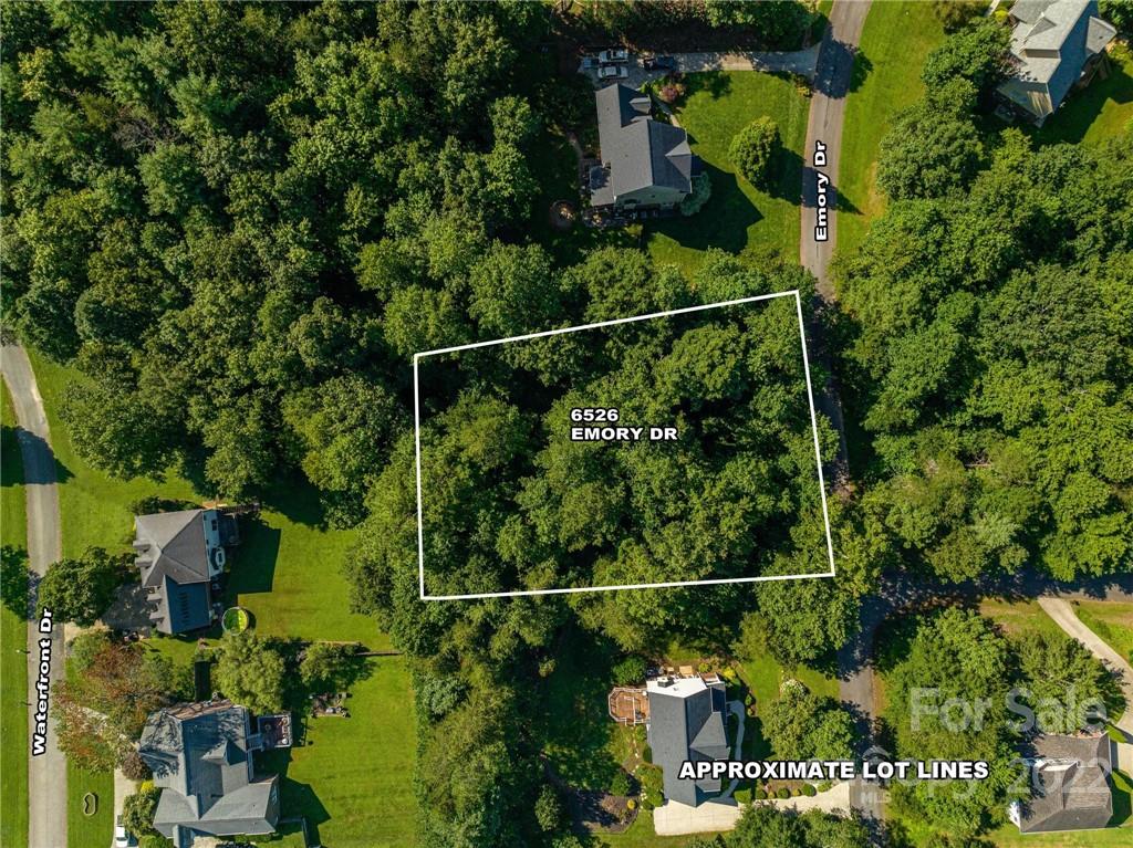 Northlake Estates - Land