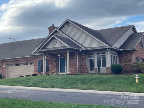 497 26th Avenue NE Hickory NC 28601